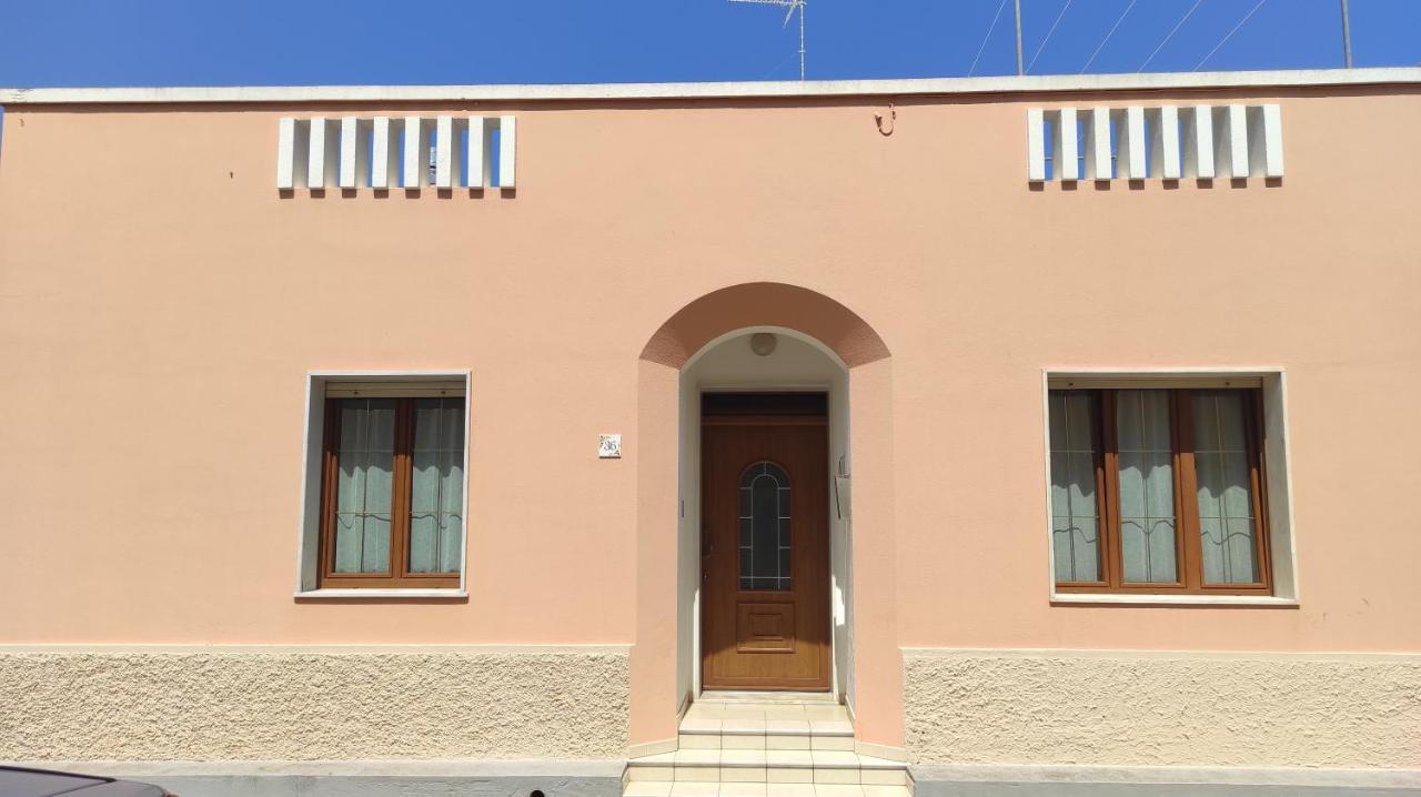 Appartamento Casa Trifo Tiggiano Esterno foto